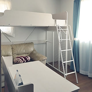 置き方や使い方を工夫して。システムベッド＆ロフトベッドのあるお部屋