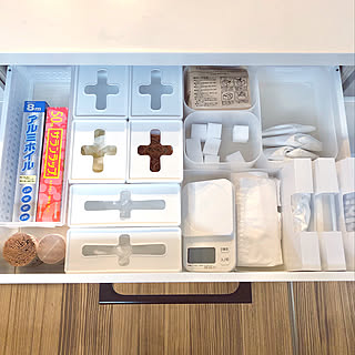 サッと取り出せて快適♪セリアのプルアウトボックスを使って収納