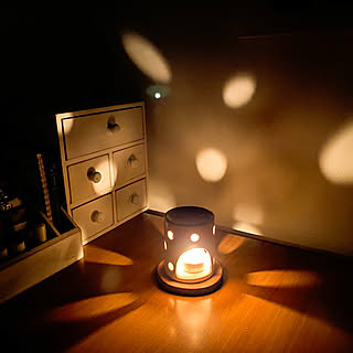 手軽に楽しむ癒やしの時間♡100均のキャンドルホルダー＆アロマポット