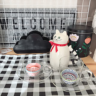 キッチンに飾りたい♡カフェ気分も盛り上がるティーポット