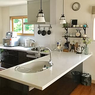 引きしめ&アクセントの効果抜群♡黒を活かしたインテリア