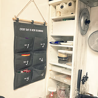 場所を取らずに便利な収納が完成！ウォールポケット活用実例