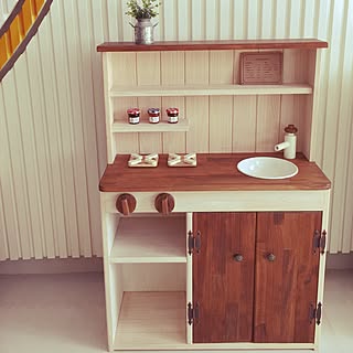 世界にひとつだけ!DIYで作る理想のおままごとキッチン