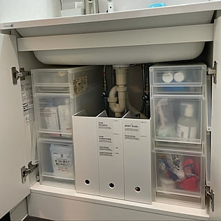 空きスペースを有効活用！無印良品ポリプロピレンストッカーを使った収納アイデア