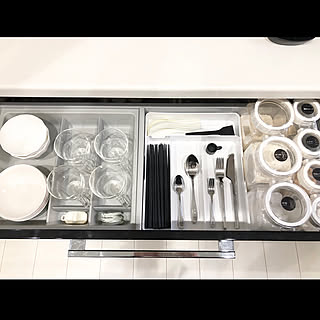 ごちゃつきを解消してすっきり整う！ニトリNブランを活用した収納実例6選