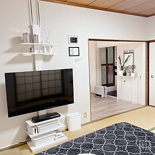 すっきり派も収納重視派も注目♪テレビの置き方や置き場所の工夫10選