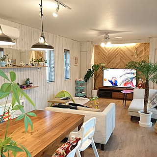 アメリカンな魅力がたまらない！あこがれのヘリンボーンをDIYで