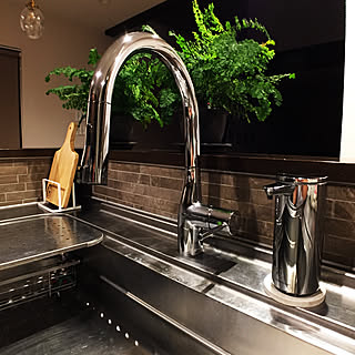 【RoomClipショッピングで買える！】手をかざすだけ！simplehuman「センサーポンプソープディスペンサー」の活用実例5選