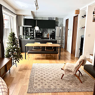 「集うが似合う、自然体を大切にしたかっこよくナチュラルな家」 by kozueさん