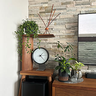 【RoomClipが選んだ厳選3選】「お気に入りの時計」がテーマの素敵な投稿実例