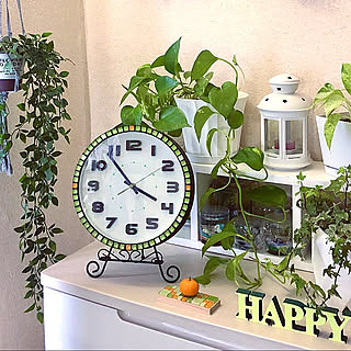 華やかで美しい作品を作りたい方はダイソーへ！ガラスタイルを使ったDIYアイデア集