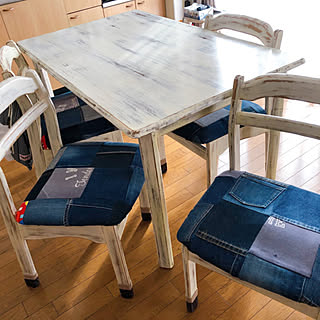 そのまま捨てるのが惜しくなる♪古着をおうちグッズにリメイク