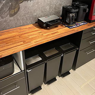 お気に入りの声多数♪ キッチンで使えるRoomClipショッピングのゴミ箱