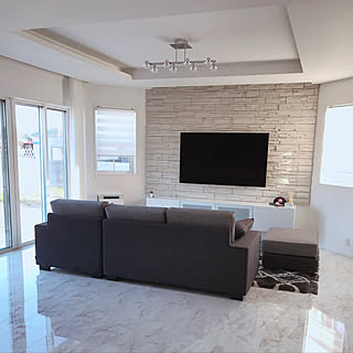 こんなに印象が変わる！見とれるようなフロアの実例・色別10選