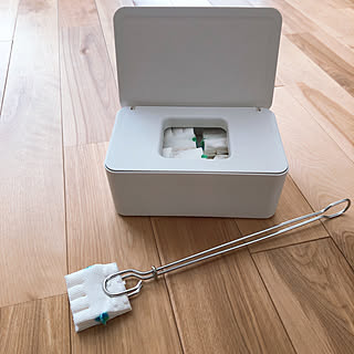 機能的で見た目もすっきり♪トイレブラシの置き場所やストック収納アイデア