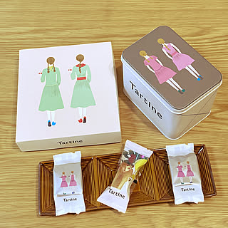 【みんなが選んだ!】パケ買いしたくなるかわいさ♪「おしゃれなお菓子缶・クッキー缶」4選