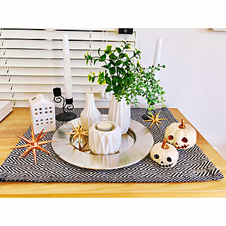 ハロウィンは100均商品で演出！家に飾って思い出を作ろう