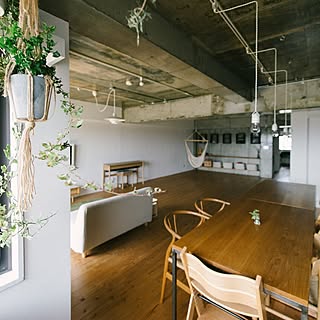 「憧れたのは倉庫のような空間。日の光と開放感を楽しむ日々」 連載:リノベじゃなきゃ、ダメでした。by 704さん