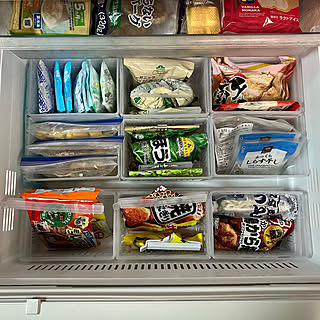 使いづらさを解決！冷蔵庫まわりで役立つ、セリアの便利なアイテム