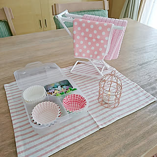 いそがしい朝にもストレスなく☆すぐ手に取れるお弁当グッズの収納