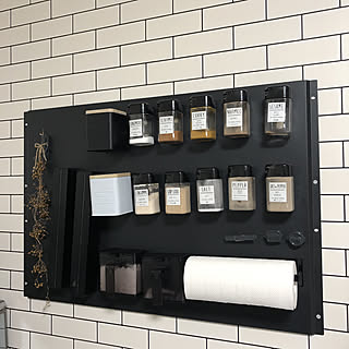 ここを活用しない手はない！かしこい壁面収納のススメ