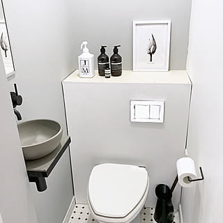 小さなスペースだから簡単！トイレを海外ホテル風にDIY