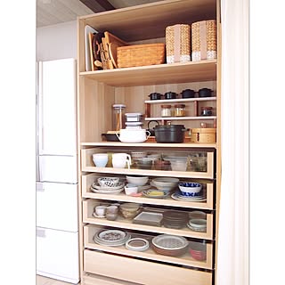 見ているだけでほっとする空間に♡北欧風の収納スペース