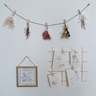 アンティークな雰囲気たっぷり☆ダイソーのドライフラワーで彩る私のお部屋