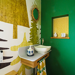 ディスプレイにも実用的にも使える☆タイルニッチのあるインテリア