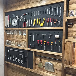 作業はかどる工夫がいっぱい!デスクまわりのDIY実例集