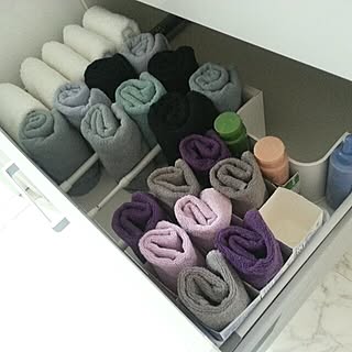 引き出しのゴチャゴチャ解消!つっぱり棒を使った収納術