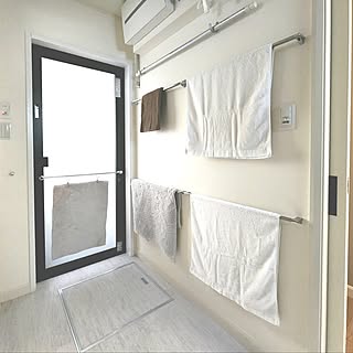 【RoomClipが選んだ厳選3選】「タオル掛け」がテーマの素敵な投稿実例