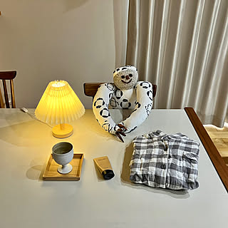 【RoomClipが選んだ厳選3選】「ぐっすり眠るためのアイデア」がテーマの素敵な投稿実例