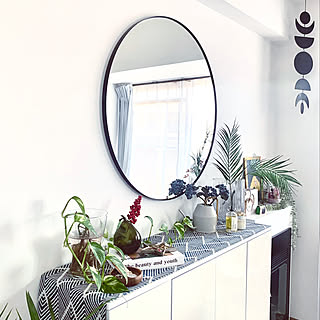 【RoomClipが選んだ厳選3選】「ディスプレイコーナー」がテーマの素敵な投稿実例