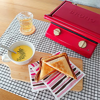 おいしさも栄養も満点♡楽しくはじめたいホットサンドメーカーのある暮らし