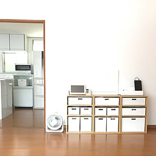 ニトリのインボックスが優秀！スッキリシンプルな収納術