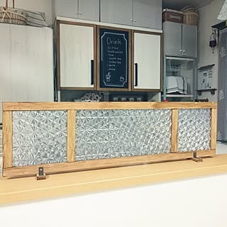 生活感を隠してスッキリしたインテリアに♪布や木材で隠すアイデア実例集