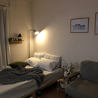 照明として使えるだけでなく、お部屋の雰囲気をぐっとアップしてくれる。フロアライトのおすすめ6選