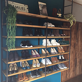 サイズもデザインも思いのまま☆収納するのが楽しくなるDIY棚＆シェルフ