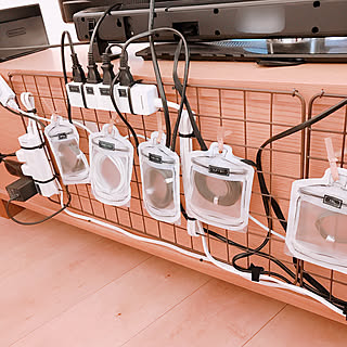 今日から真似したい!テレビ周りをすっきり見せるアイデア