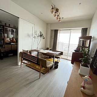 限られたスペースを最大限に活かして快適な空間を。8畳の部屋の活用方法10選