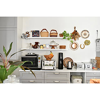 【RoomClipが選んだ厳選3選】「壁面収納」がテーマの素敵な投稿実例