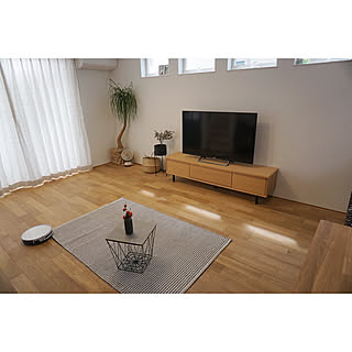急な来客にも慌てない!リビングルームをきれいに保つコツ