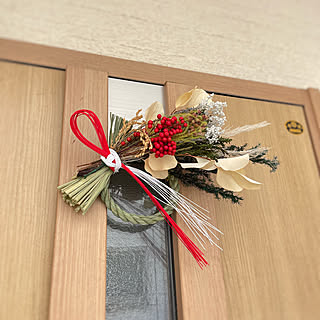 シンプルから華やかまでさまざま♪私らしい「しめ縄飾り」で新年を迎える