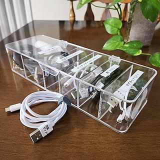 ダイソーで見つかる!コード収納にピッタリな便利アイテム