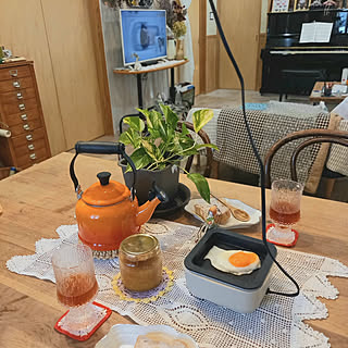 「ホットプレートのある食卓」がテーマの素敵な投稿6選