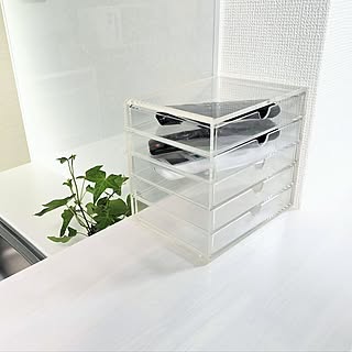 透明で美しいお役立ちアイテム♪無印良品「アクリルケース」
