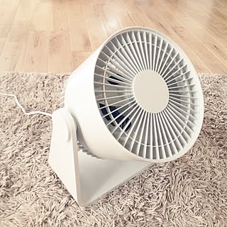 無印良品のシンプルなサーキュレーターがあるくらし