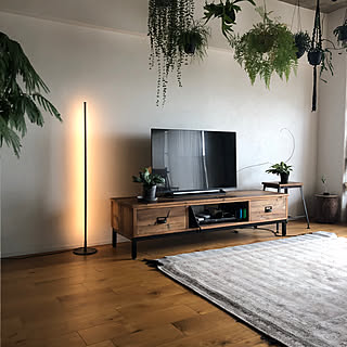 「インダストリアル×観葉植物で育てていく、穏やかな暮らし」 by namiheiさん