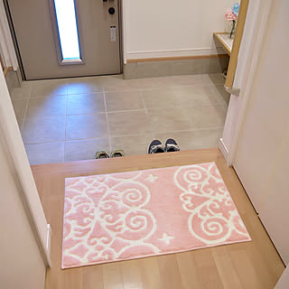 【みんなが選んだ！】ナチュラルスタイルに合う「玄関マット」3選